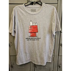 Peanuts Snoopy Cute Graphic Short Sleeve Gray Tshirt Ladies Size Medium